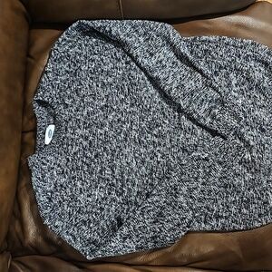 Old Navy, Kids Large (10-12), Gray long sleeve sweater